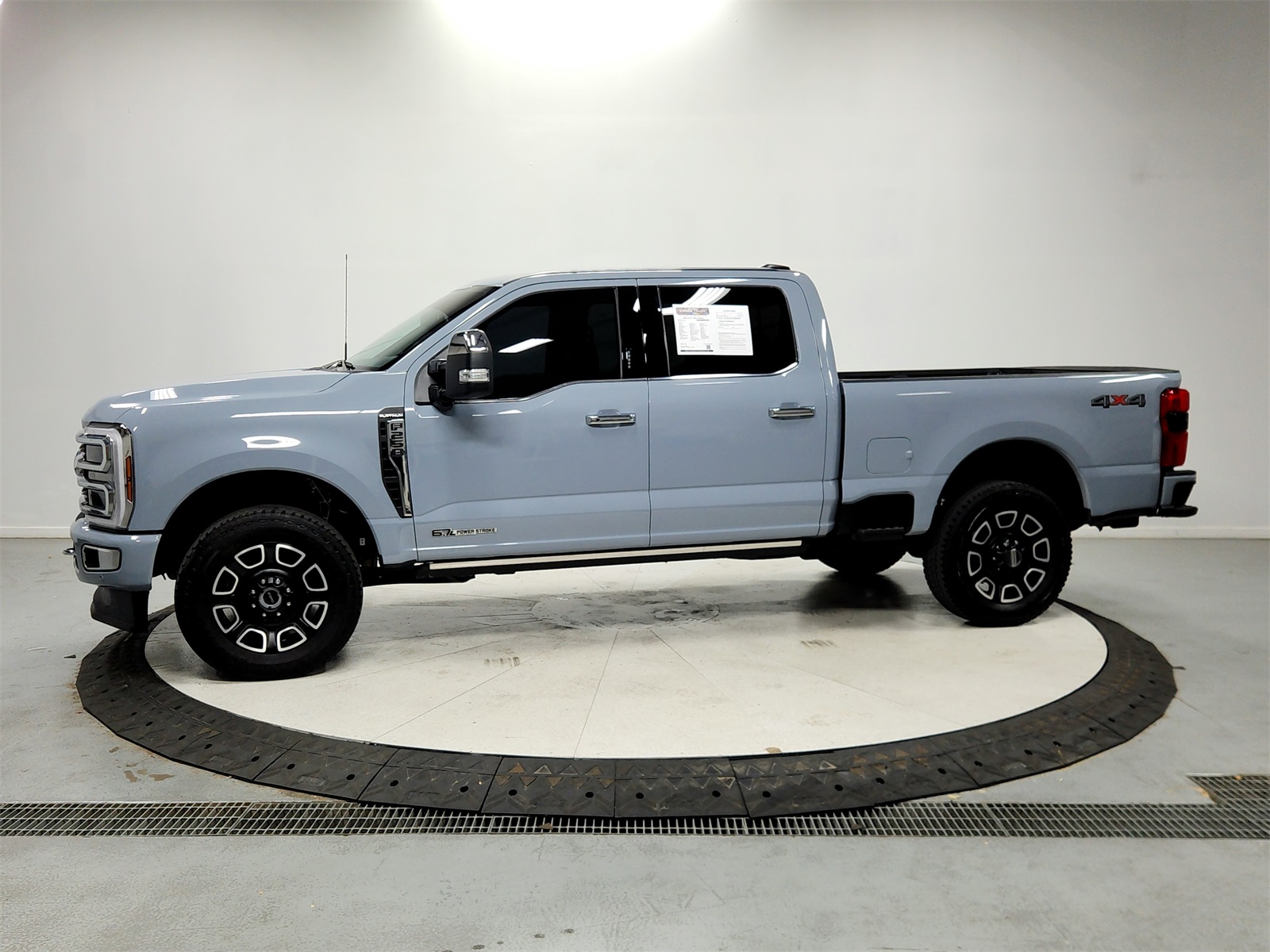 2024 Ford F-250 Platinum photo 4