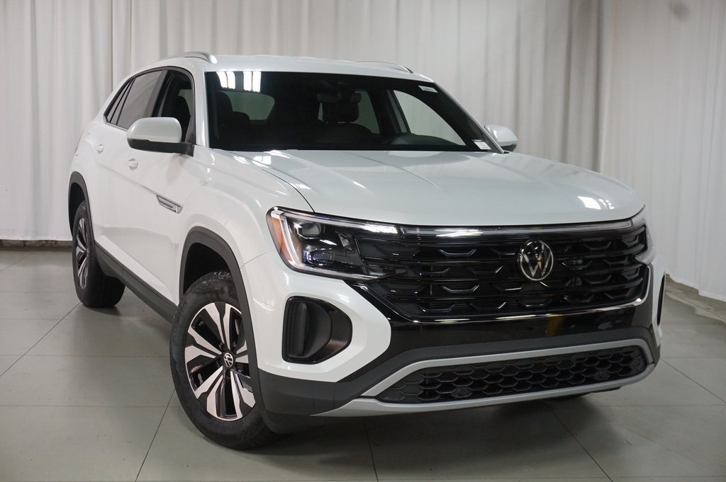 2026 Volkswagen Atlas Cross Sport SE photo 4