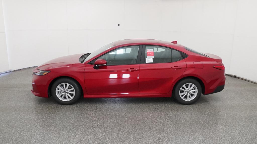 2026 Toyota Camry LE photo 9
