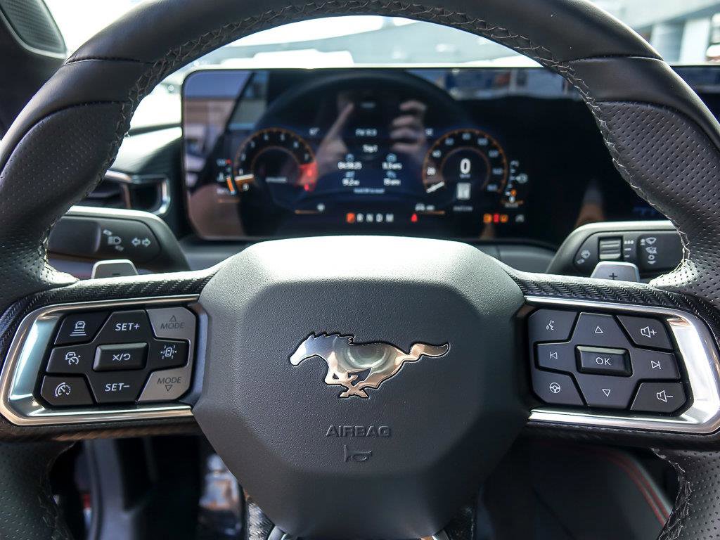 2025 FORD MUSTANG - Image 13