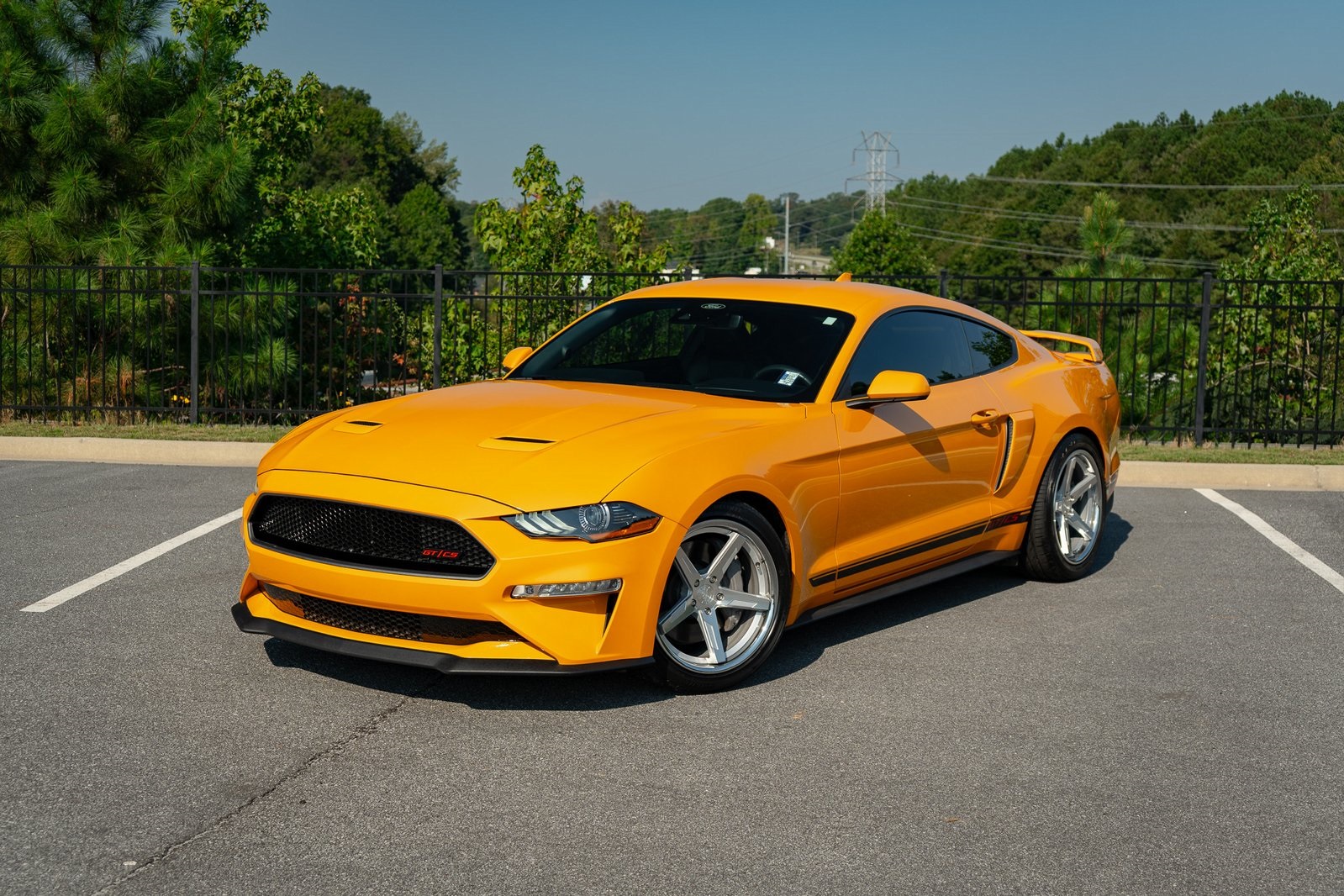 2022 Ford Mustang GT photo 3