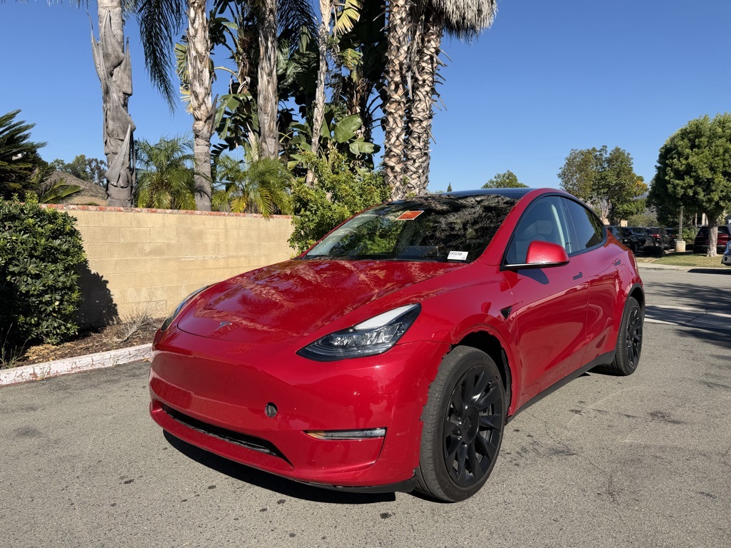 Used 2023 Red Tesla Long Range image 2