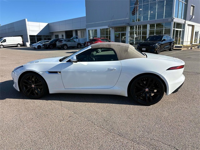 2019 Jaguar F-TYPE P380 photo 31