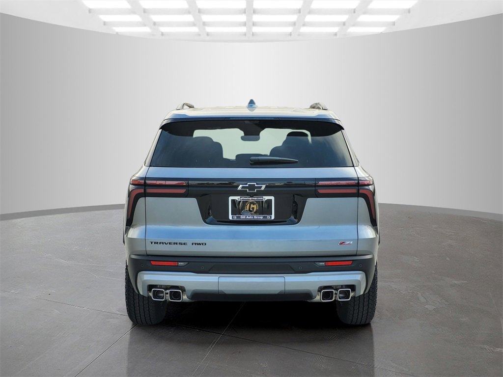 2026 Chevrolet Traverse Z71 photo 4