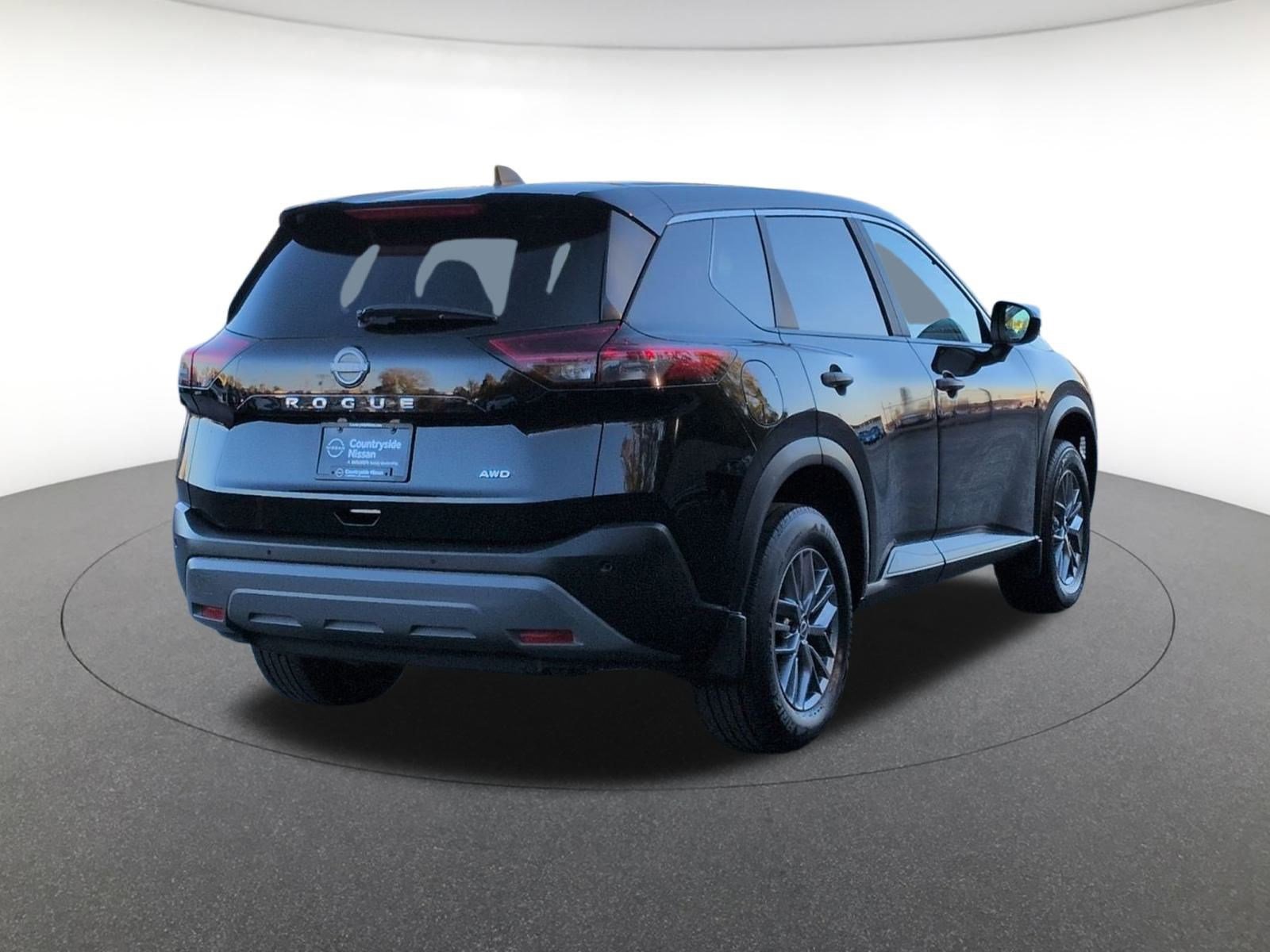 2023 Nissan Rogue S photo 3