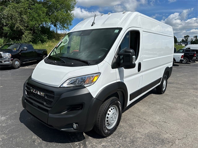 Certified 2025 RAM ProMaster Cargo Van Base with VIN 3C6LRVCG5SE556654 for sale in Kansas City