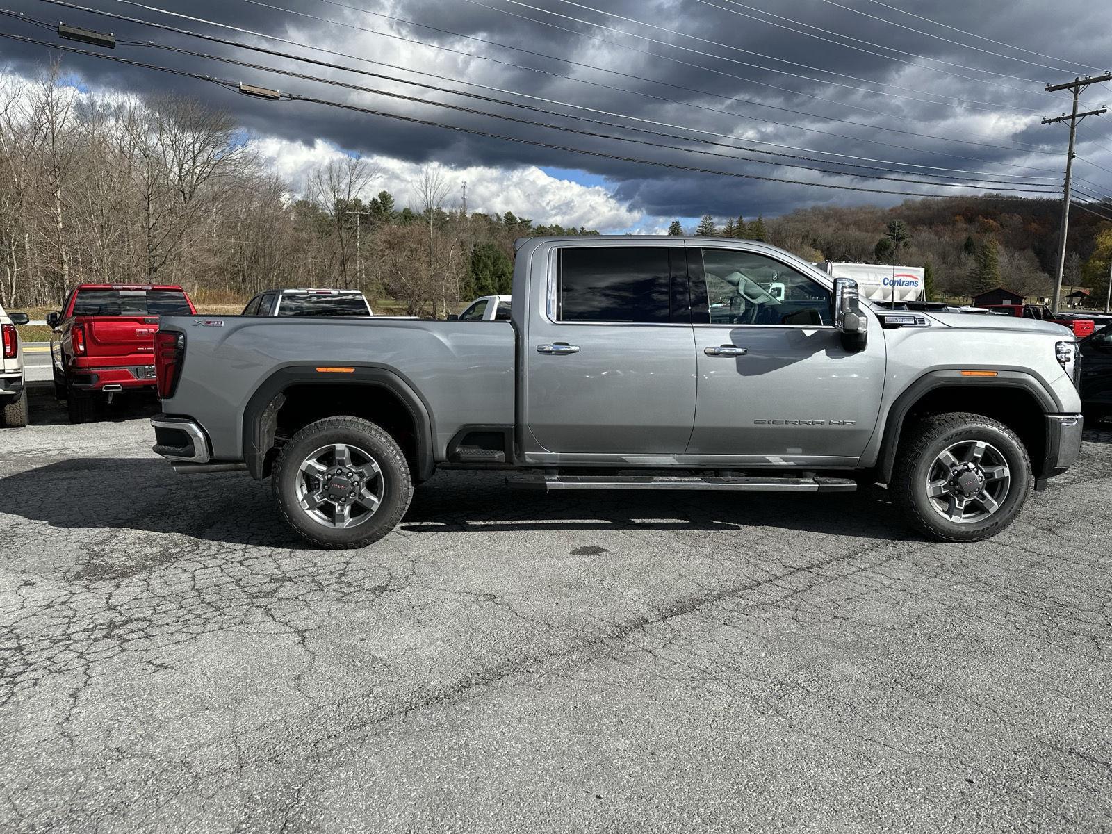 2026 Gmc Sierra 2500 HD SLT photo 4
