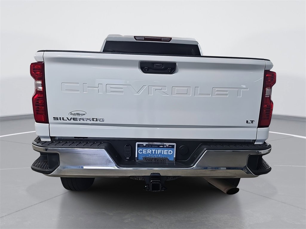 2024 Chevrolet Silverado 2500HD LT photo 3