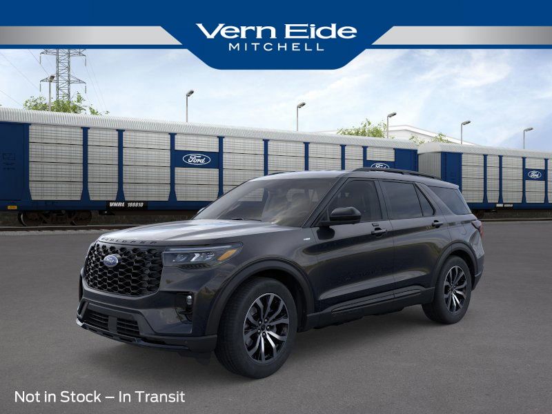 2026 Ford Explorer ST-LINE's photo