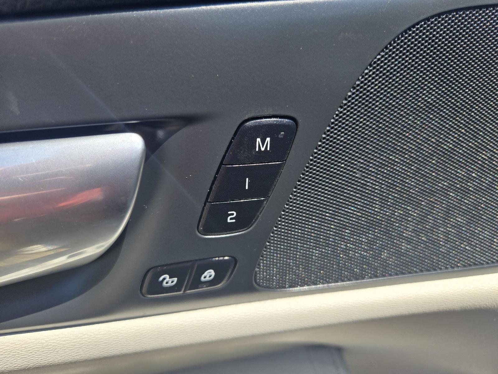 2024 Volvo S60 Core photo 12