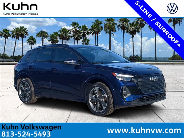 2023 Audi Q4 e-tron Premium's photo