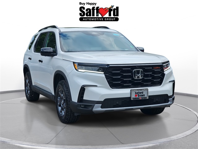 2025 Honda Pilot TrailSport's photo