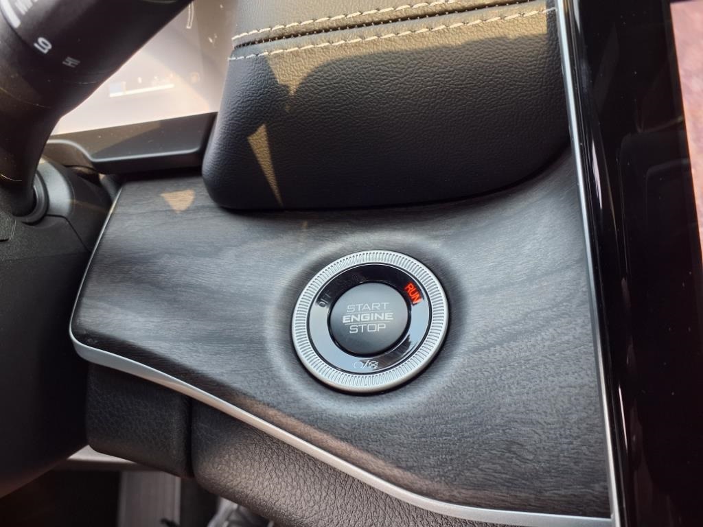 2025 Jeep Grand Cherokee Limited photo 18