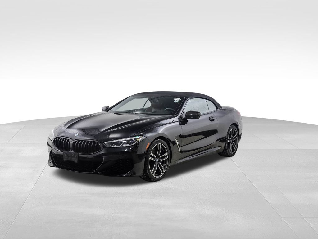 2022 BMW 8 Series 840i's photo