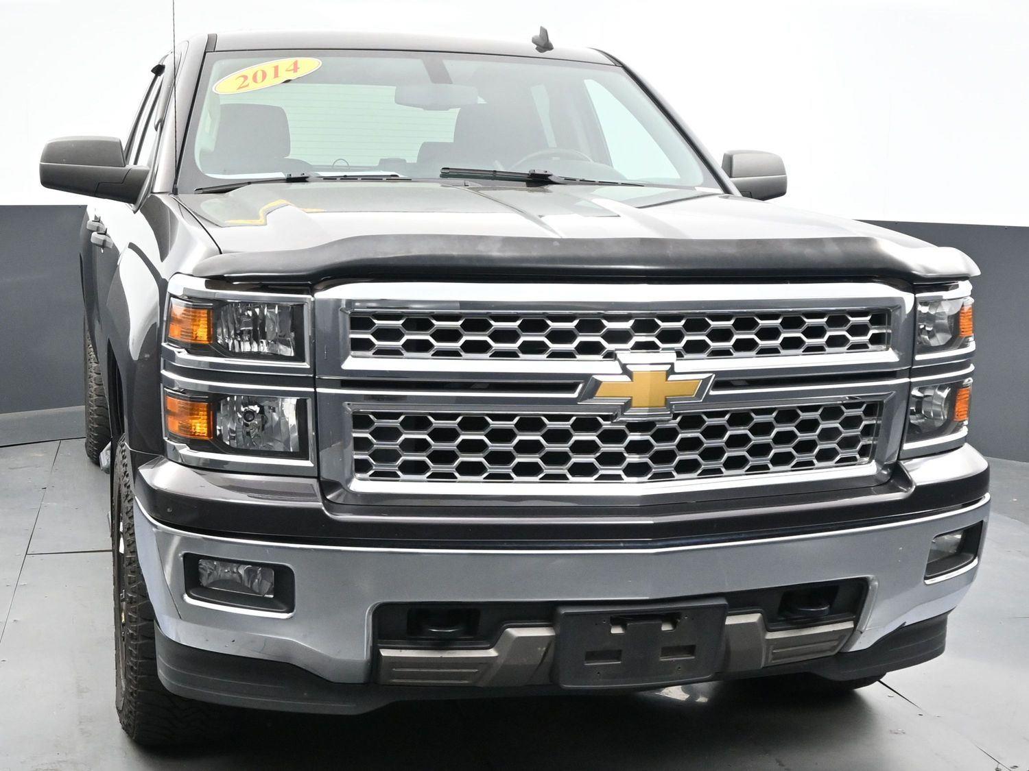 2014 Chevrolet Silverado 1500 LT photo 2