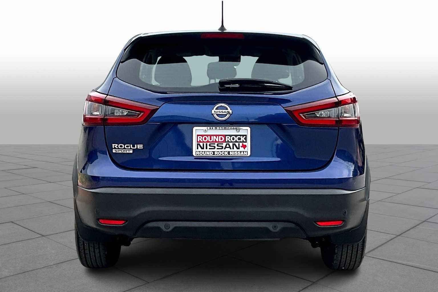 2020 Nissan Rogue Sport S photo 4