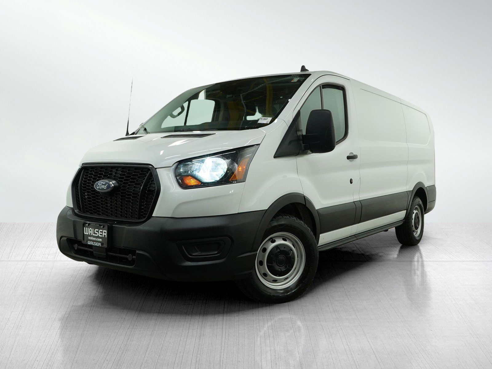 2022 Ford Transit Van Base's photo