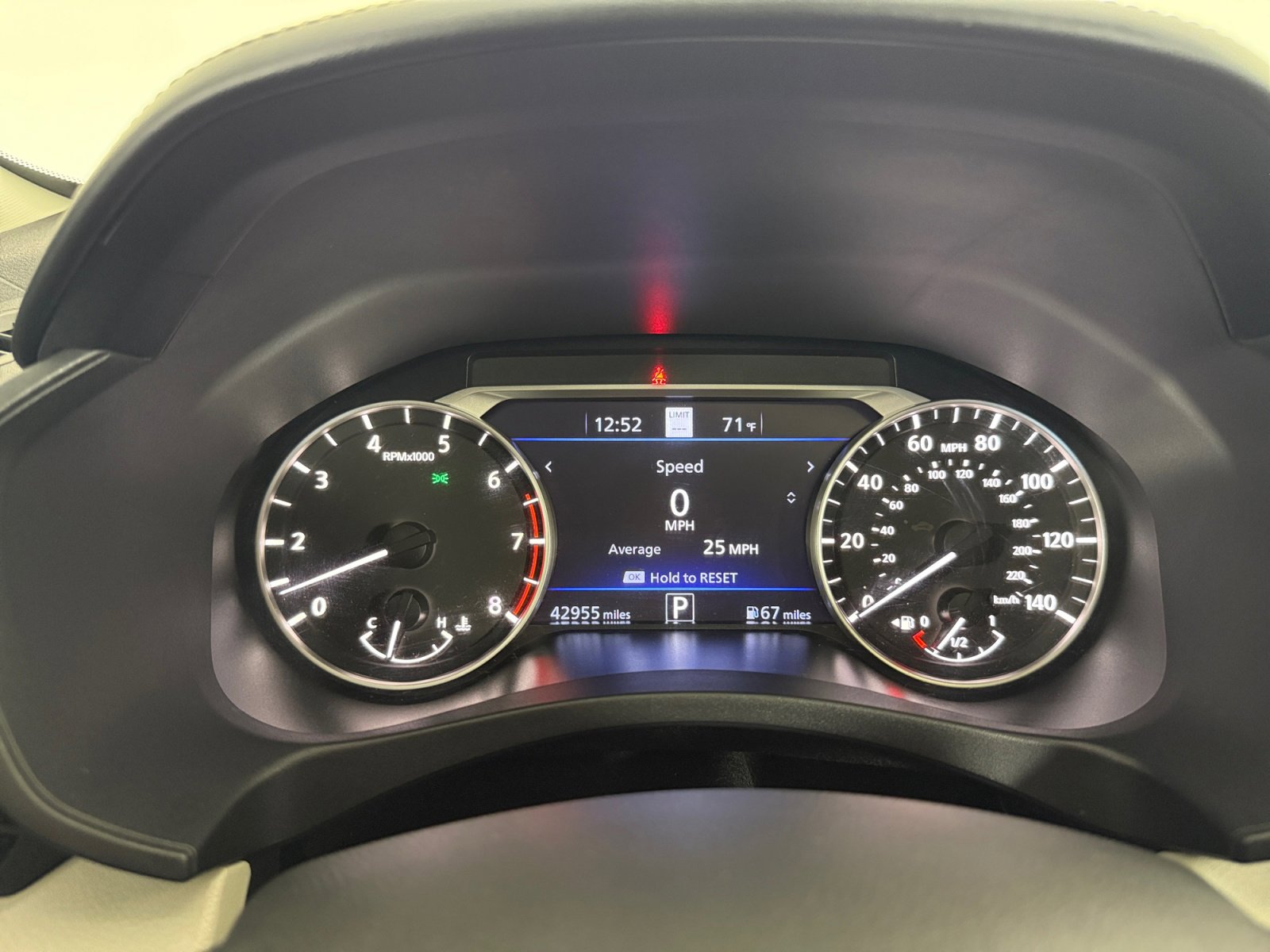 2021 Nissan Altima 2.5 Platinum photo 3