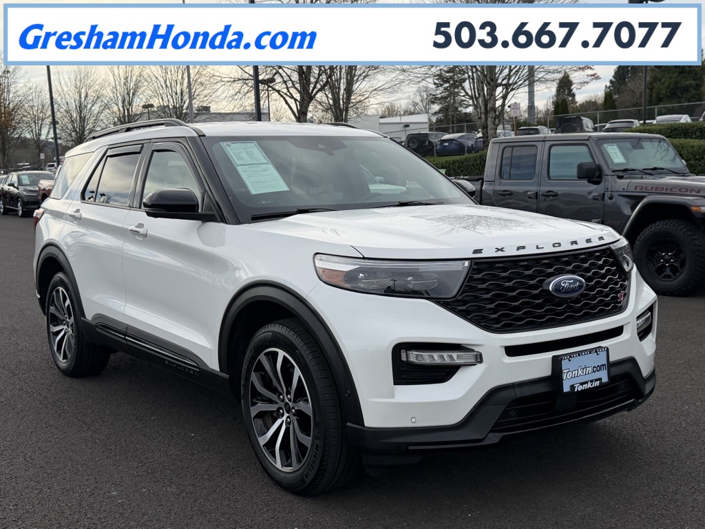 2020 Ford Explorer ST's photo