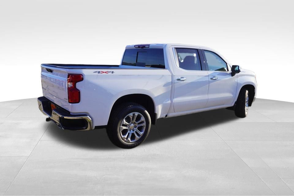2025 Chevrolet Silverado 1500 LTZ photo 3