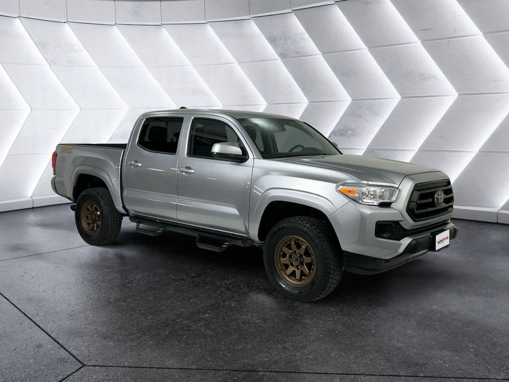 2023 Toyota Tacoma SR's photo