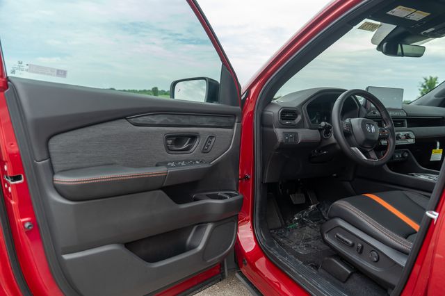 2026 Honda Passport TrailSport photo 17