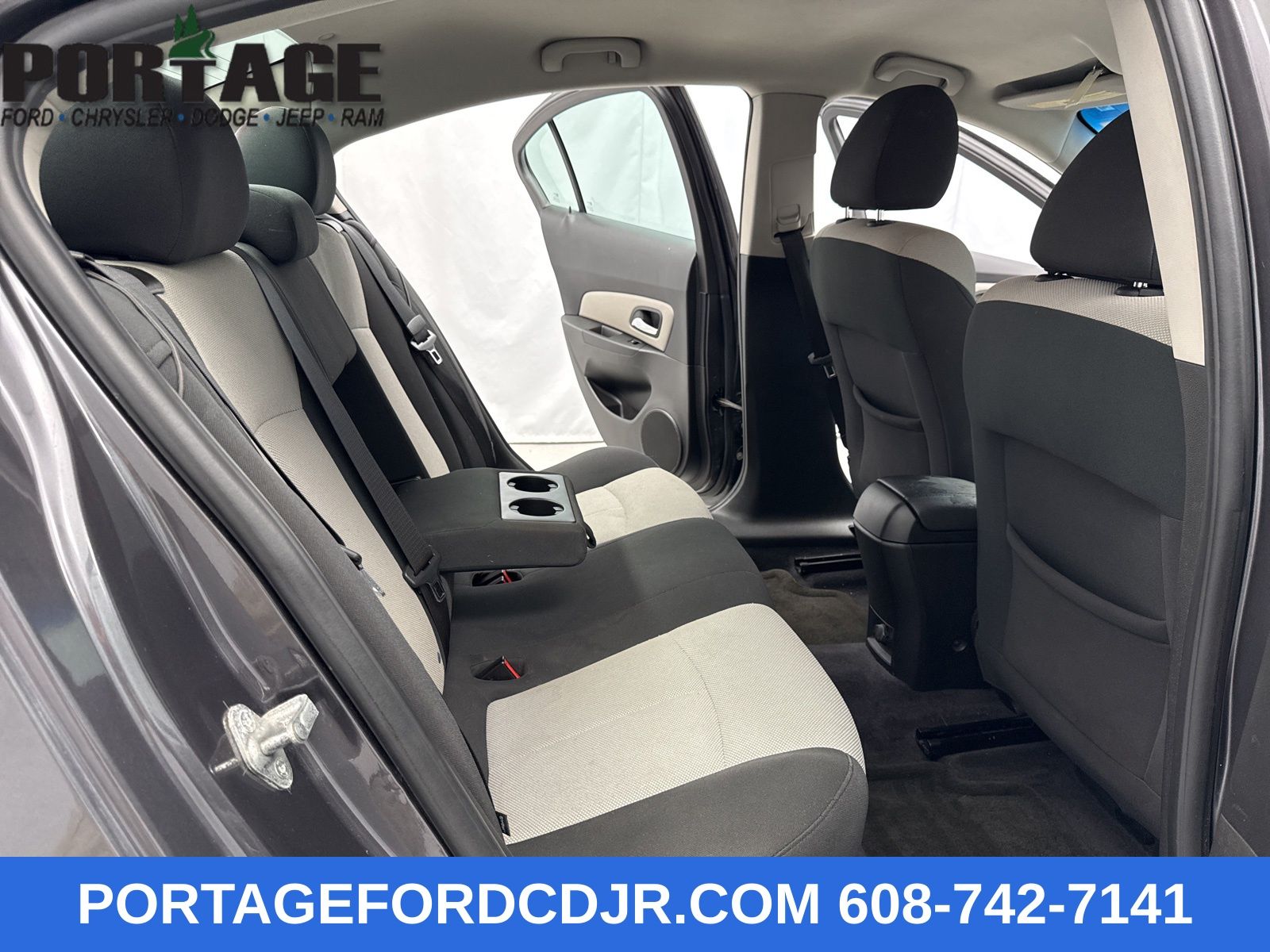 2011 Chevrolet Cruze LS photo 25