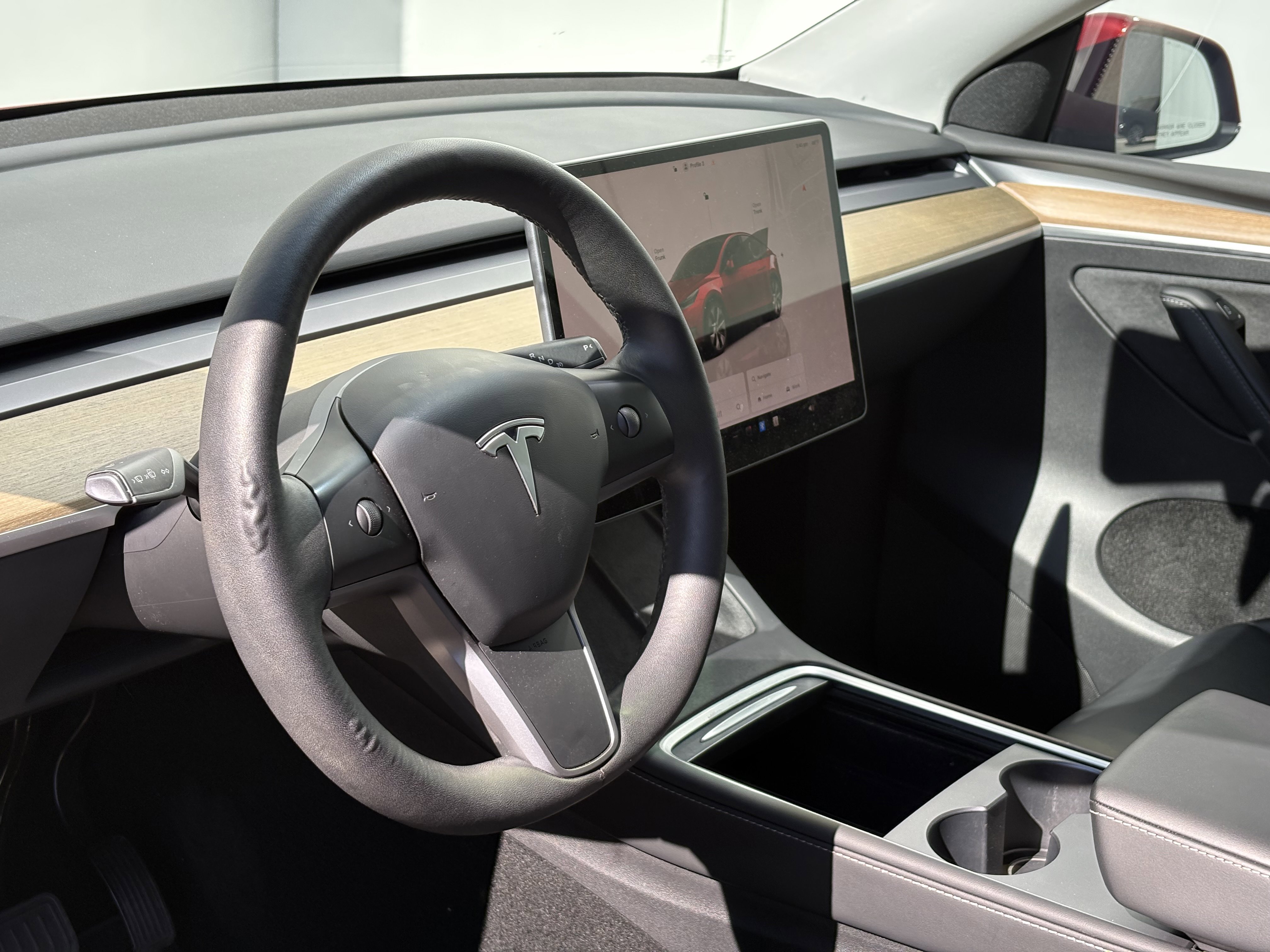 2023 Tesla Model Y Long Range photo 9