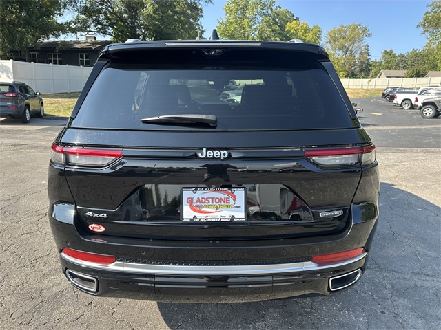 2022 Jeep Grand Cherokee Summit photo 7