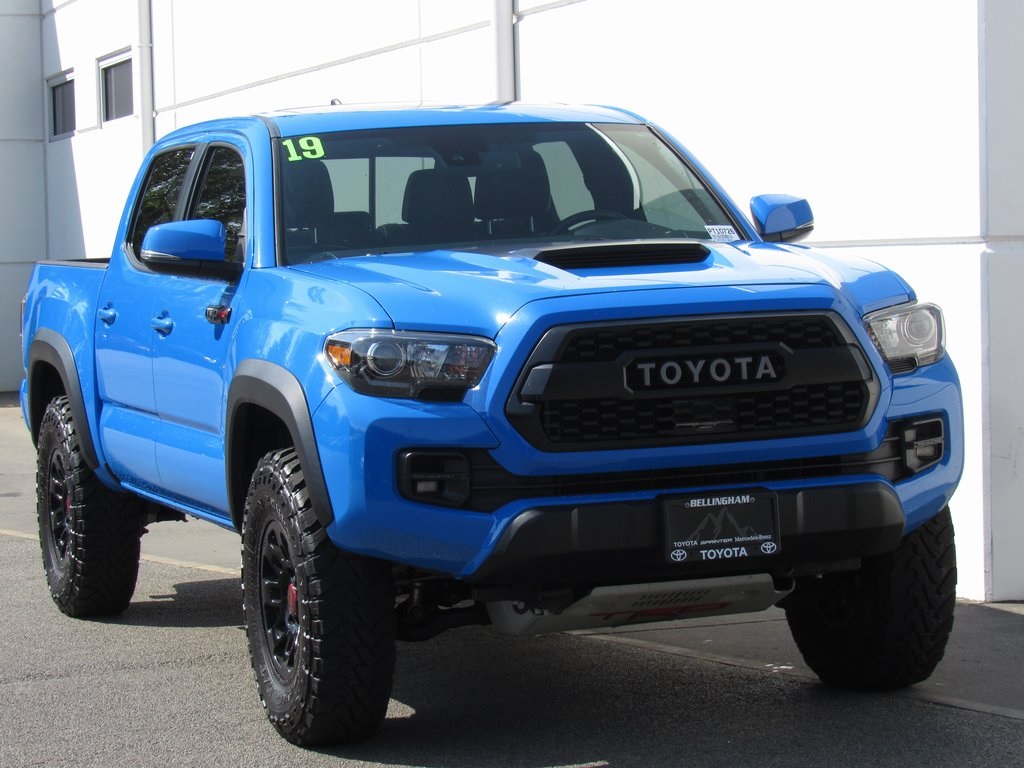 2019 Toyota Tacoma TRD Pro photo 2