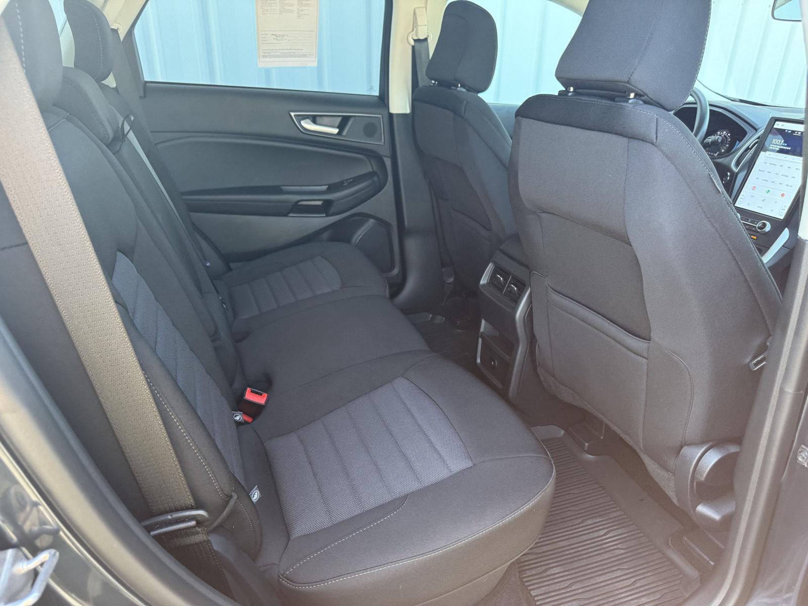 2024 Ford Edge SE photo 20