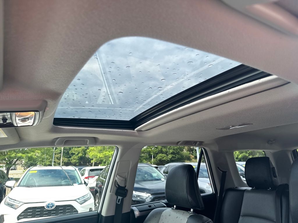 2022 Toyota 4Runner SR5 Premium photo 3
