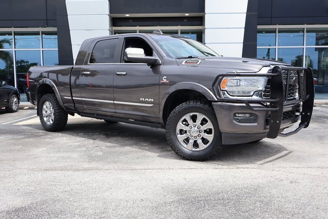 2021 Ram 3500 Limited photo 2