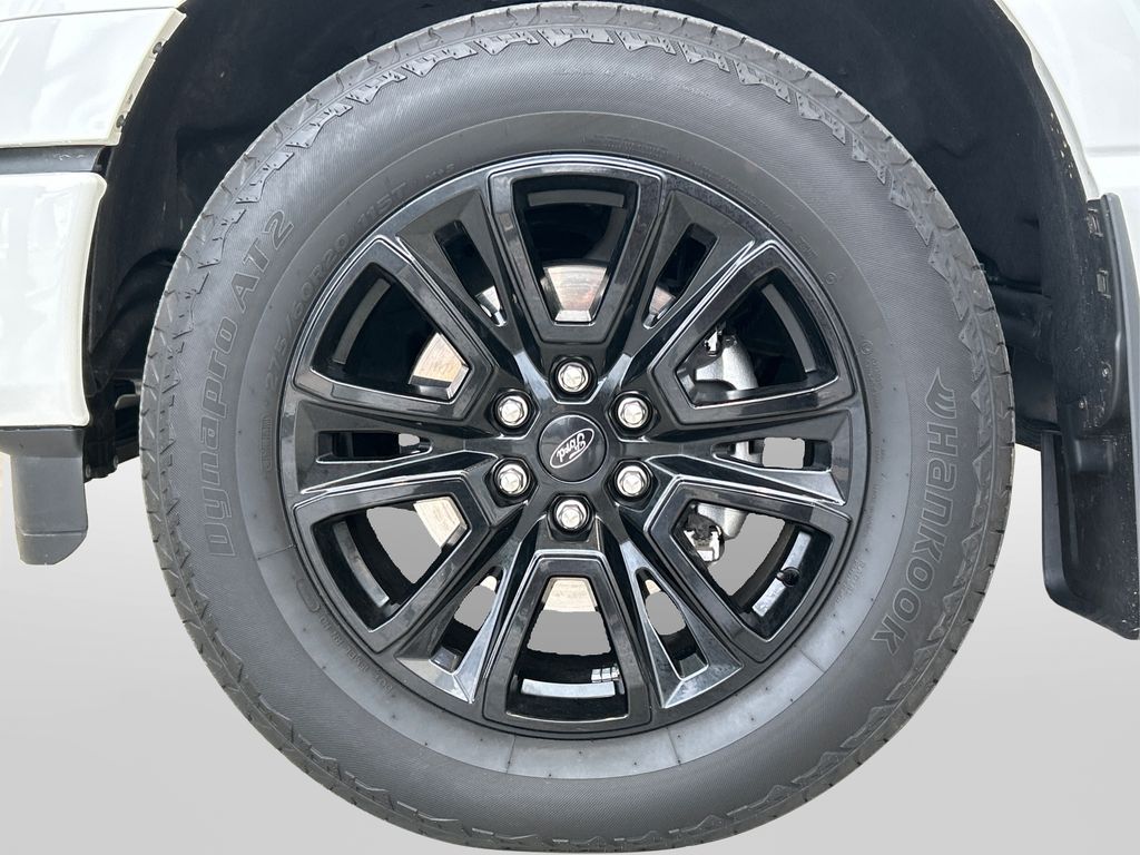 2024 Ford F-150 Platinum photo 12