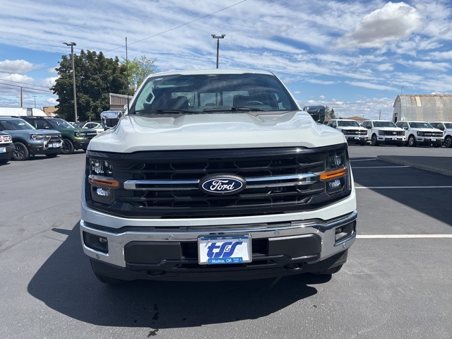 2024 Ford F-150 XLT photo 2