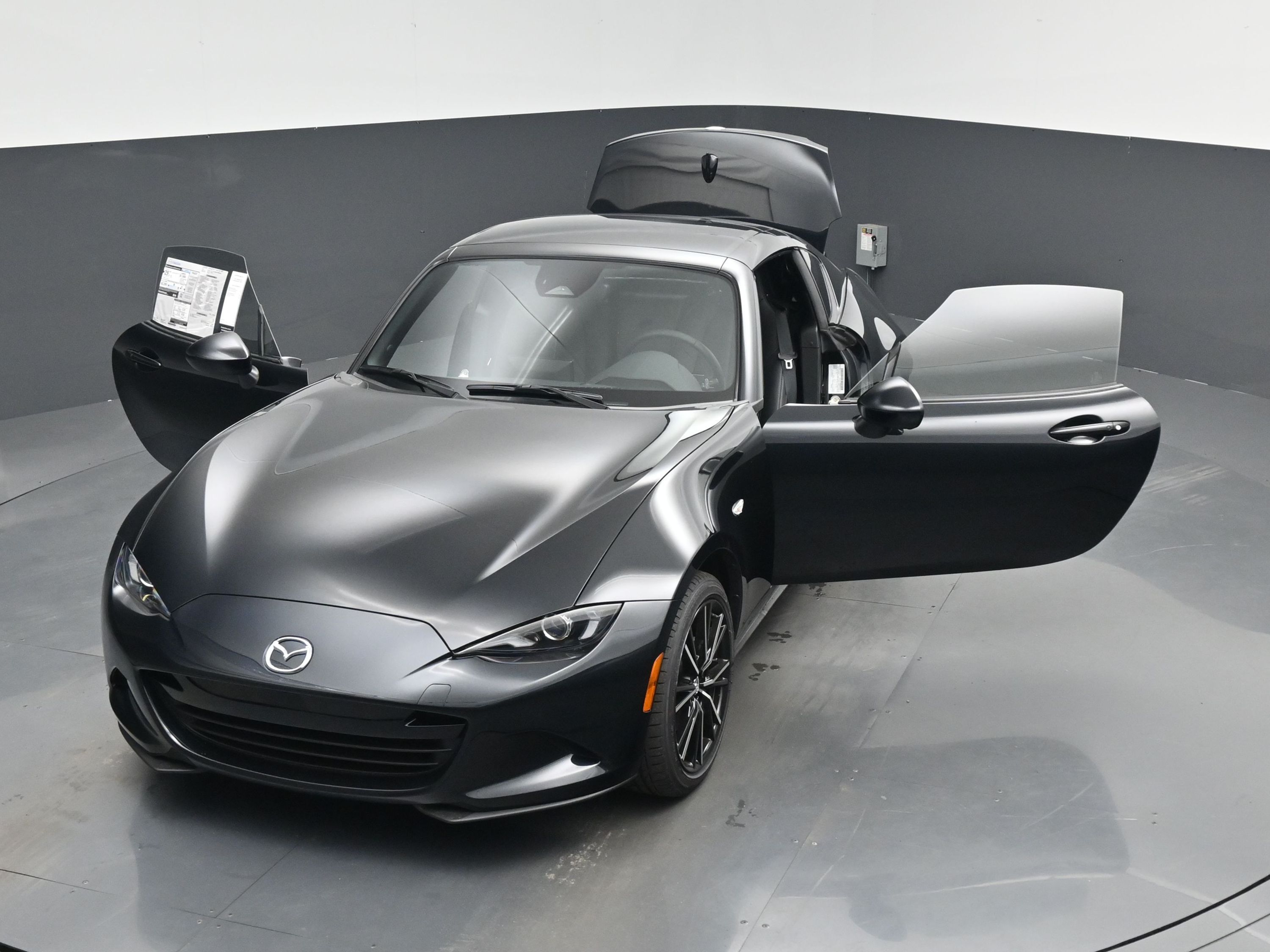 2025 Mazda MX-5 Miata Miata RF Grand Touring photo 27
