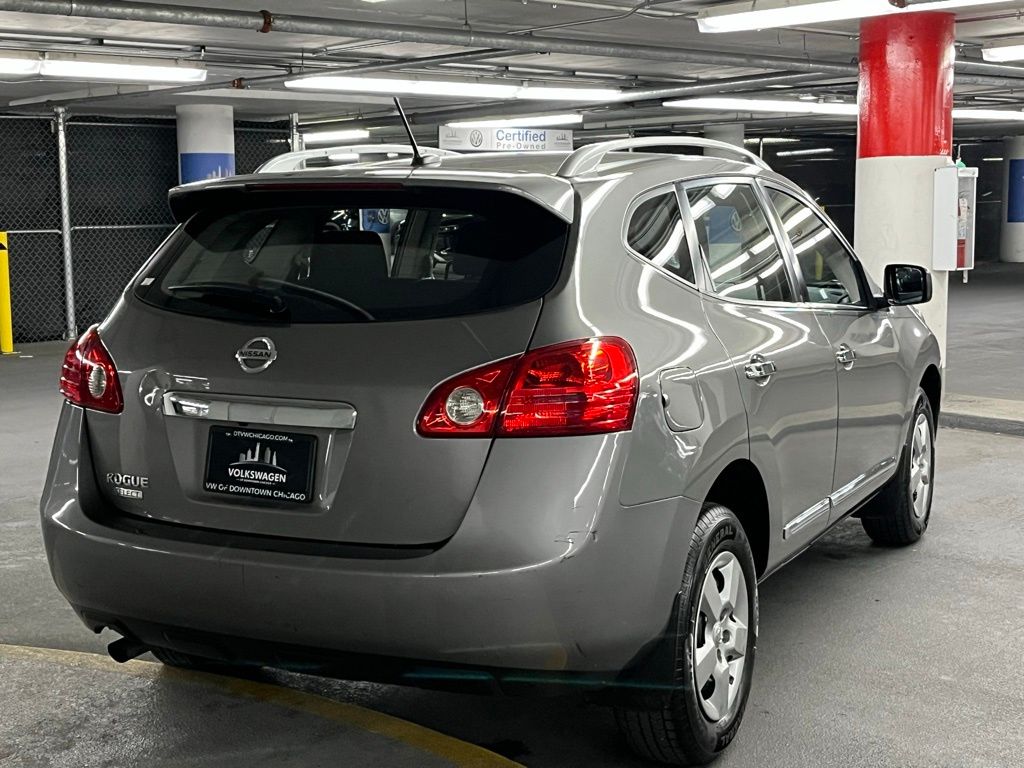 2015 Nissan Rogue Select S photo 5