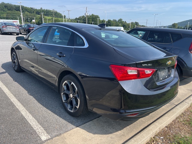 2023 Chevrolet Malibu 1LT photo 3