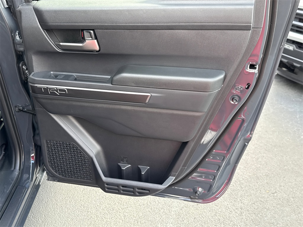 2025 Toyota Tacoma TRD Sport photo 16