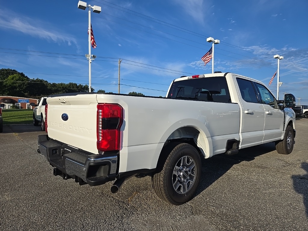 2026 Ford F-350 Lariat photo 5