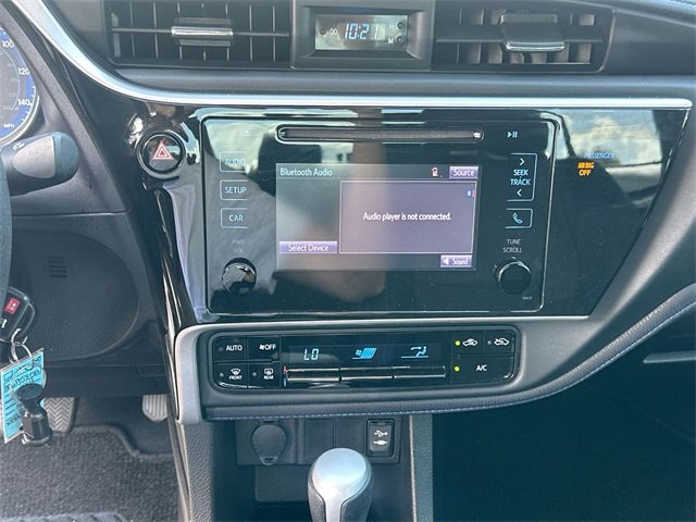 2019 Toyota Corolla L photo 18