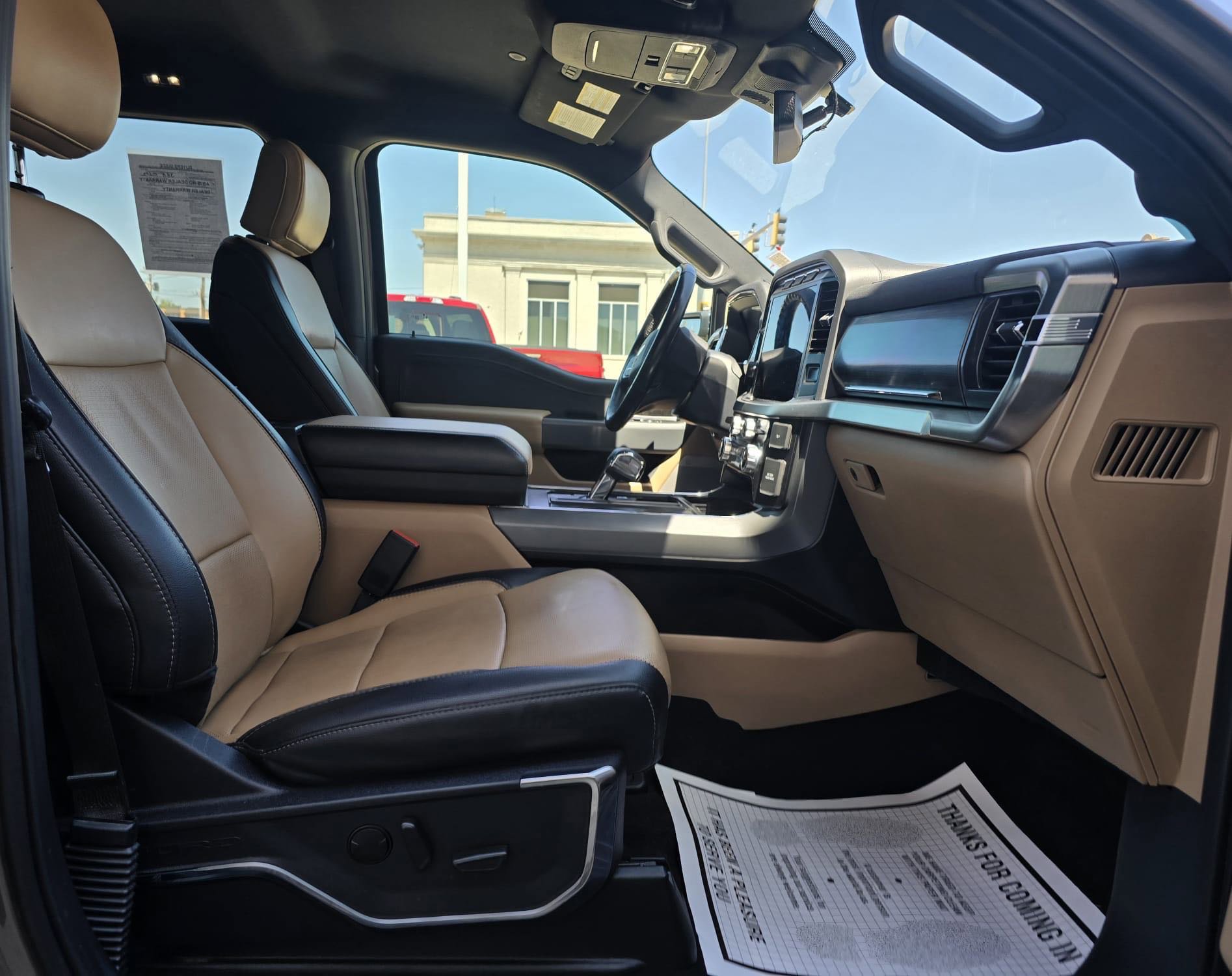 2022 Ford F-150 Lariat photo 8