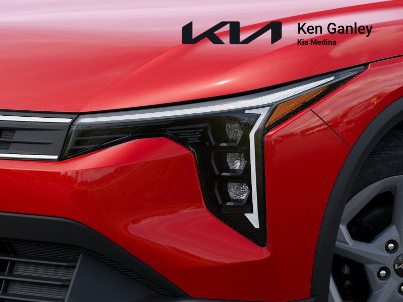 2025 Kia K4 LXS photo 8