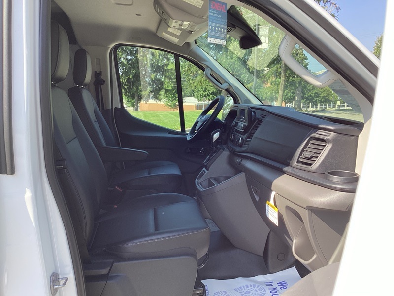 2025 Ford Transit photo 17