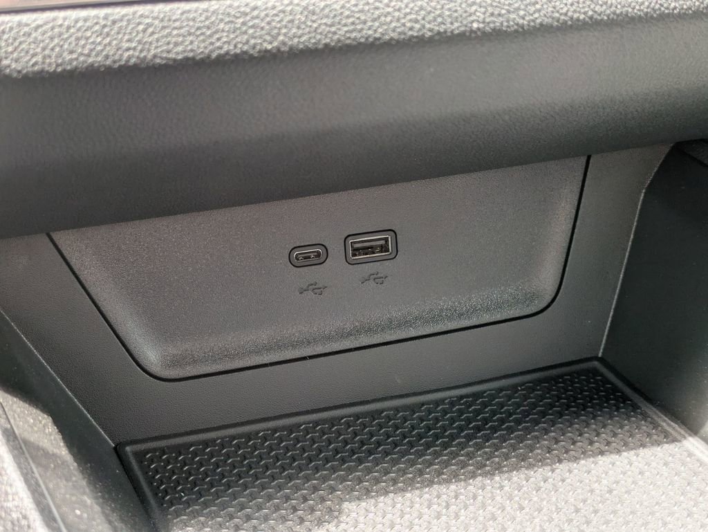 2025 Chevrolet Equinox LT photo 18