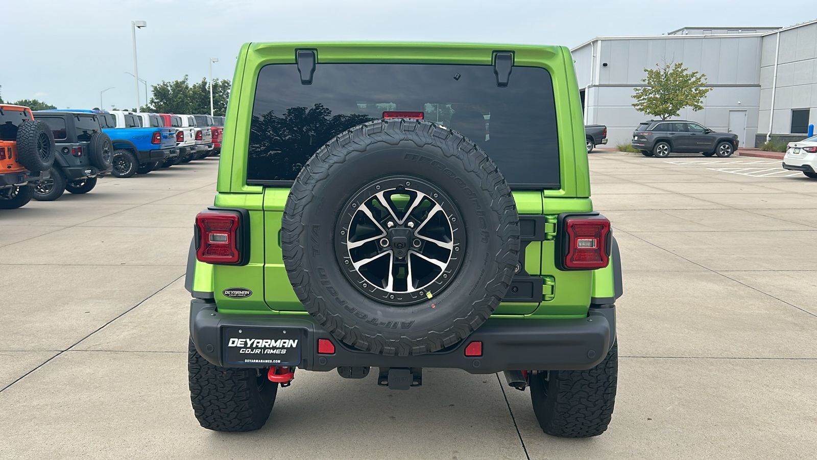 2025 Jeep Wrangler Rubicon X photo 4