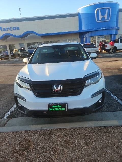 2022 Honda Pilot Special Edition photo 3