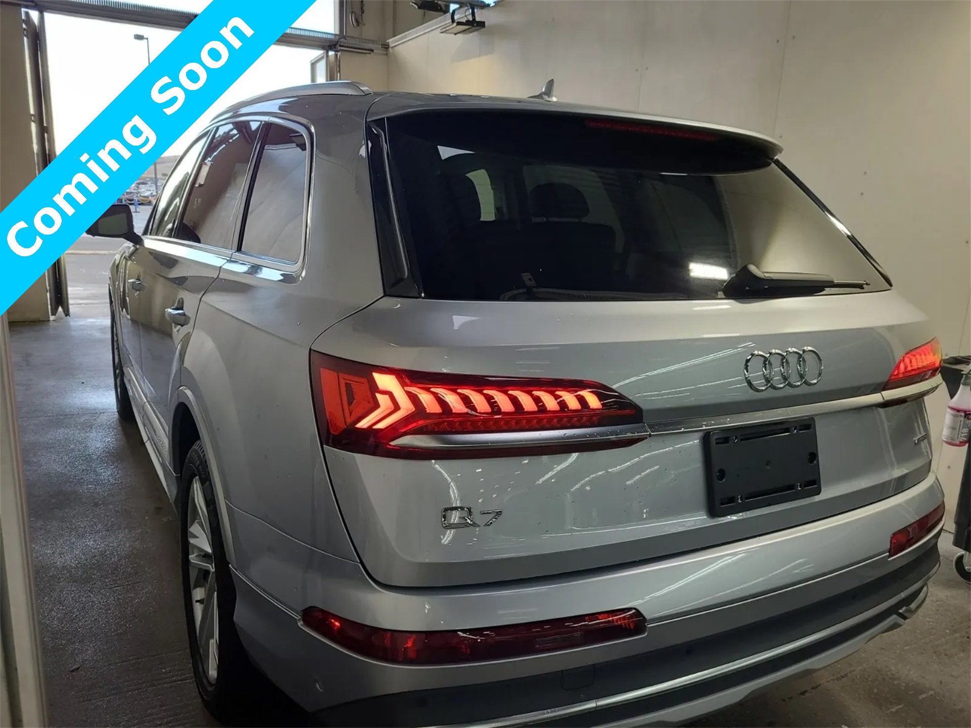 2022 Audi Q7 55 Premium Plus photo 4