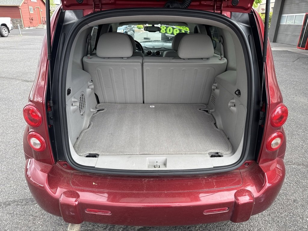 2008 Chevrolet HHR LS photo 13