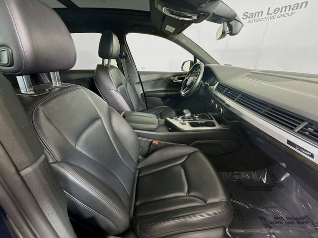 2019 Audi Q7 45 Premium photo 24